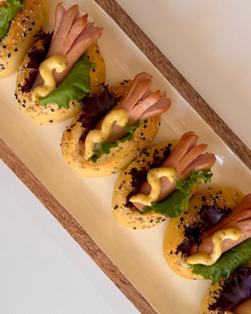 Mini Hotdog by Canelin Sweet & Savoury